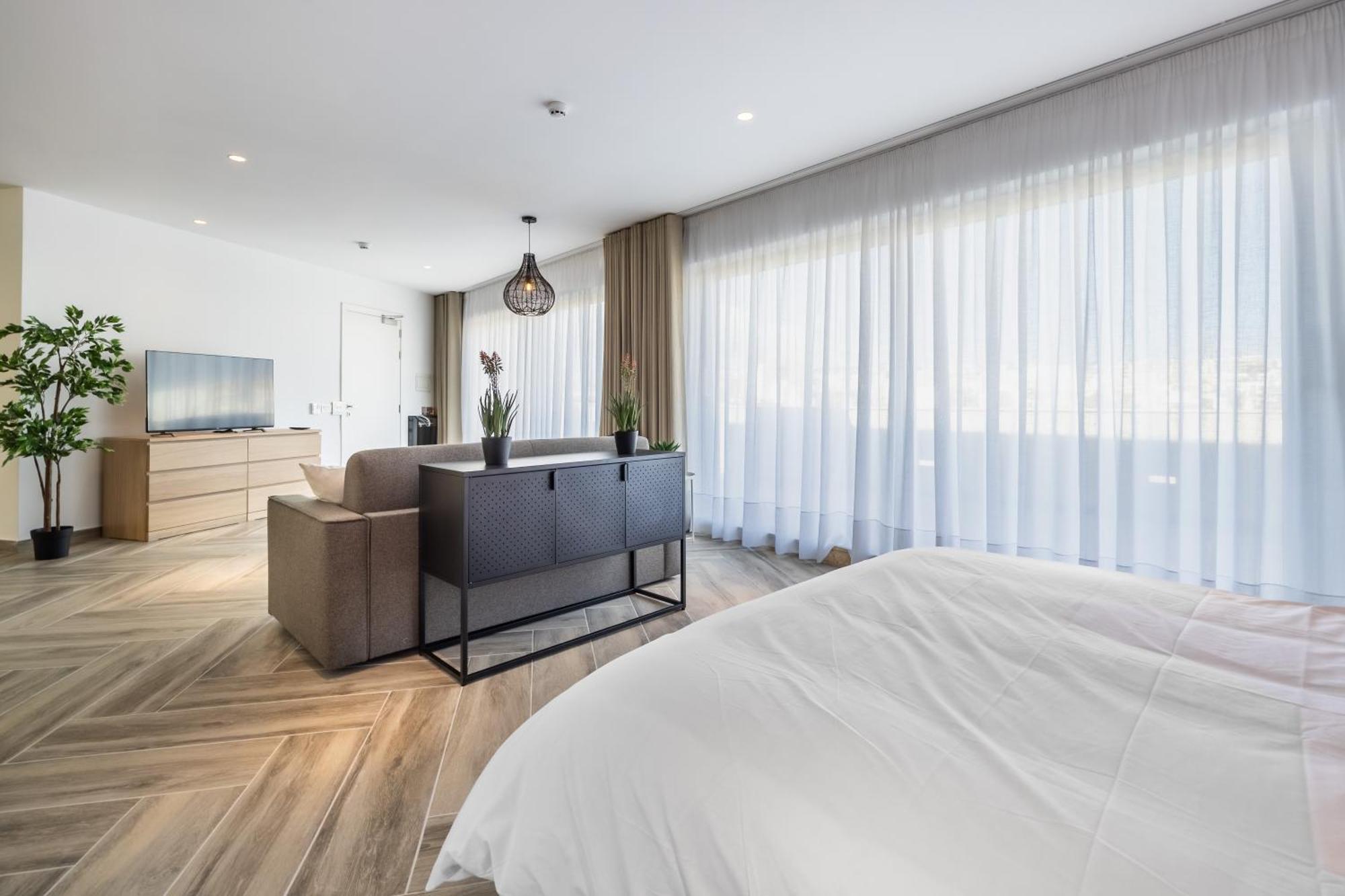 The Cube - Designer Finished Studio Penthouse By Sf Homes Gzira Екстер'єр фото