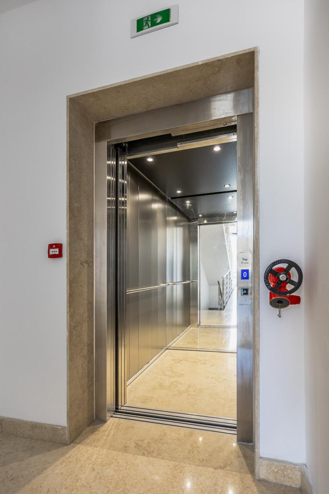 The Cube - Designer Finished Studio Penthouse By Sf Homes Gzira Екстер'єр фото